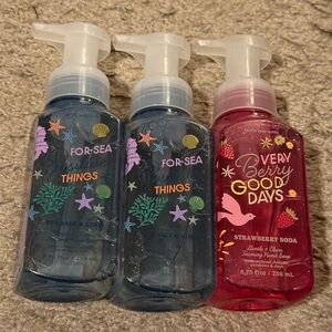 Bath & Body Works Positive Things Gentle & Clean Foaming Hand Soap Set
